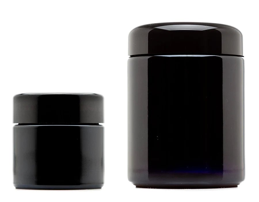 Best Containers To Keep Your Weed Smelling Fresh And Last A Long Time